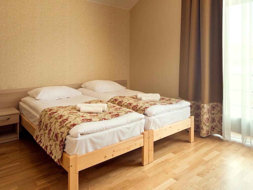 Hotel Kamanos à Utena Extérieur photo